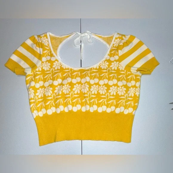 Maeve Anthropologie Yellow Floral Knit Top Open Back Tie Size L summer top 🍒 - Picture 2 of 9